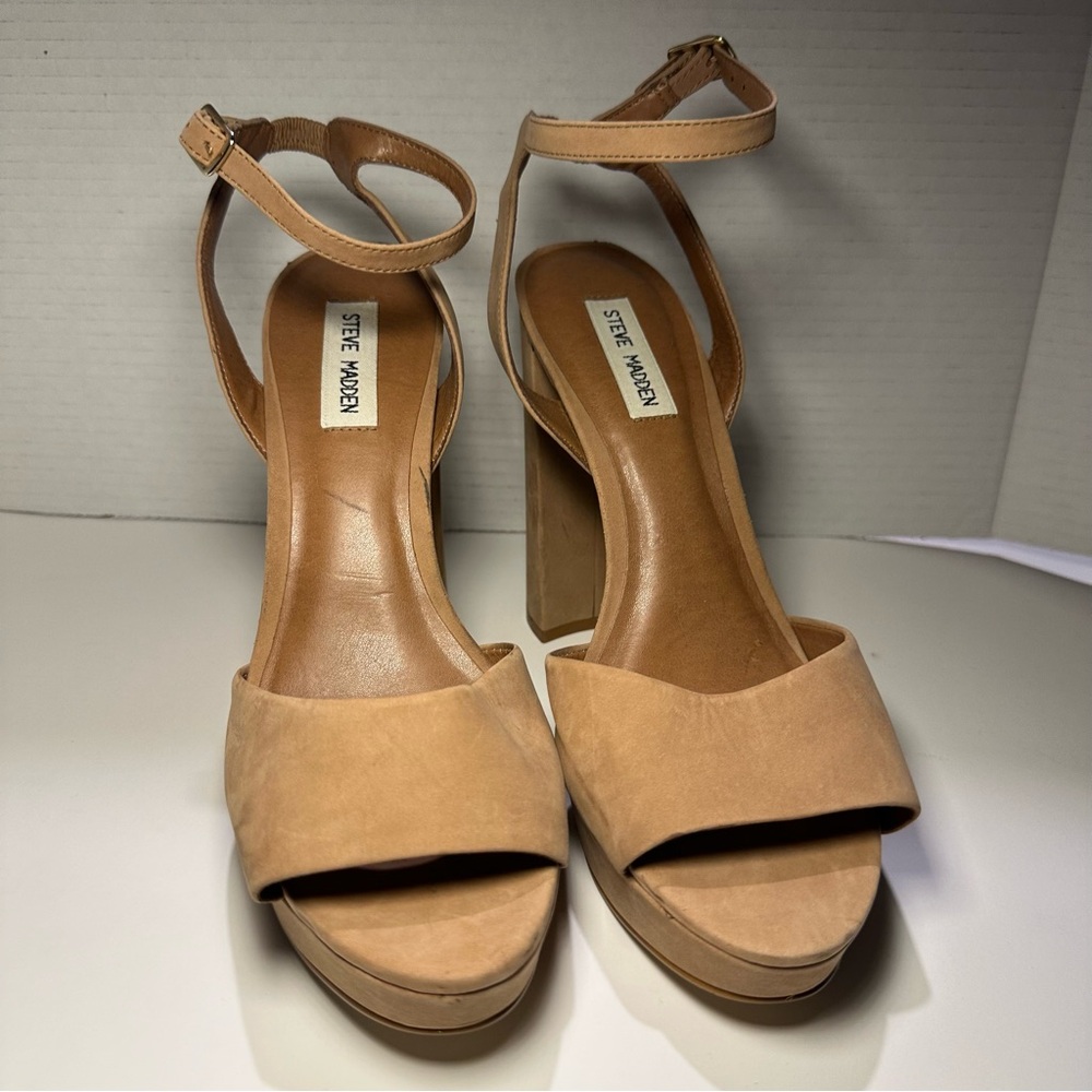 Steve Madden Tan Ankle Toe Strap 1" Platform 5 1/2 Inches Chunky Heels Sz 11 M